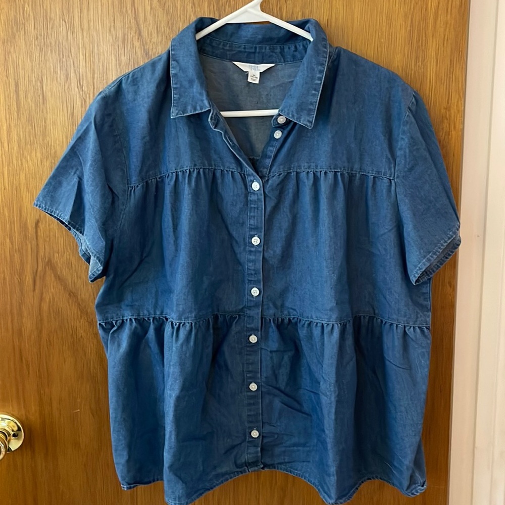 Time and True XL (16-18) Pleated Shirt